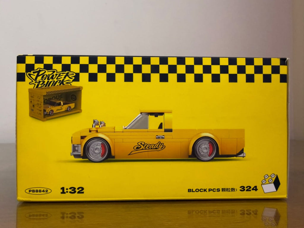 Torque Titans Building Blocks car model