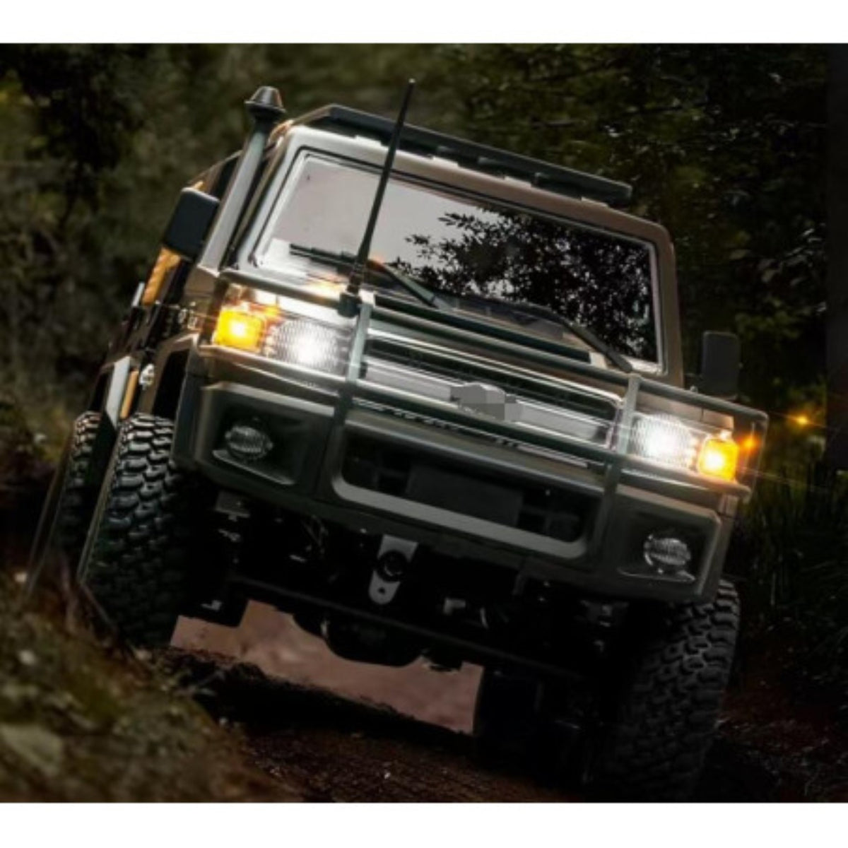 MN Model MN82S overland RC crawler