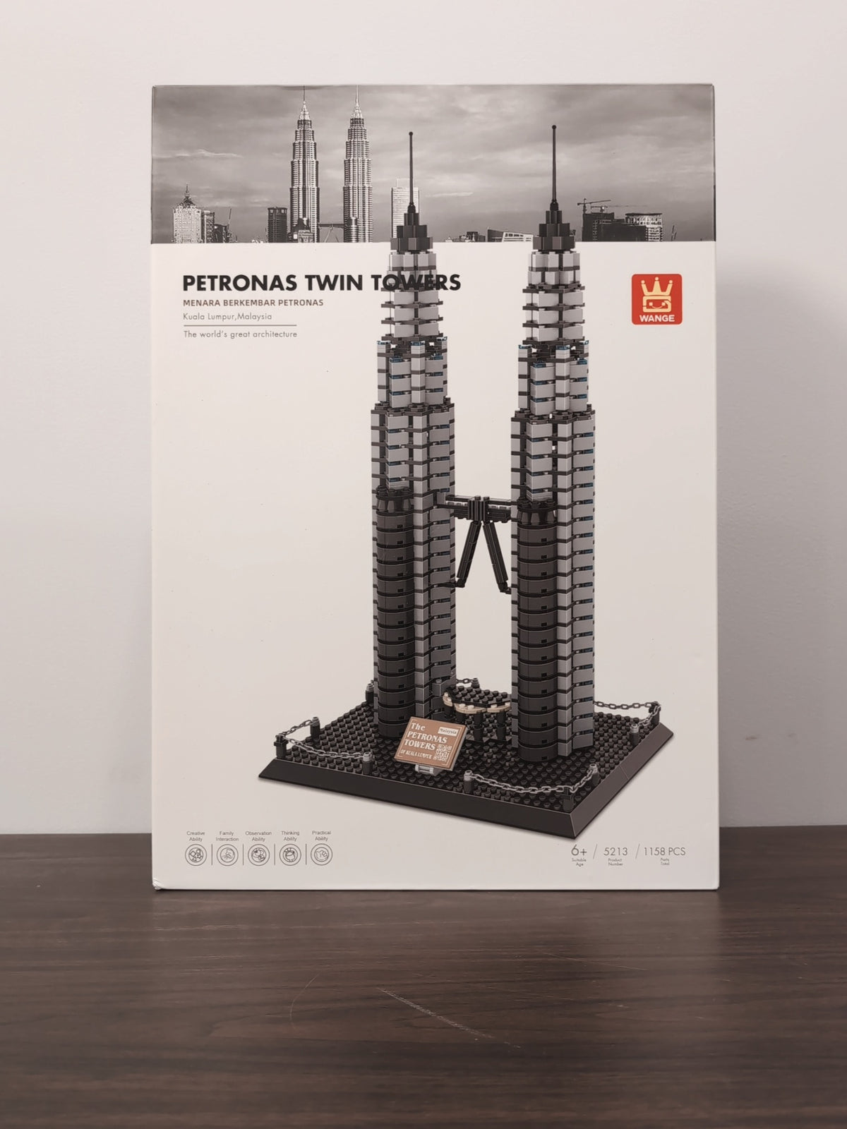 WANGE 5213 Petronas Twin Towers — original box photo